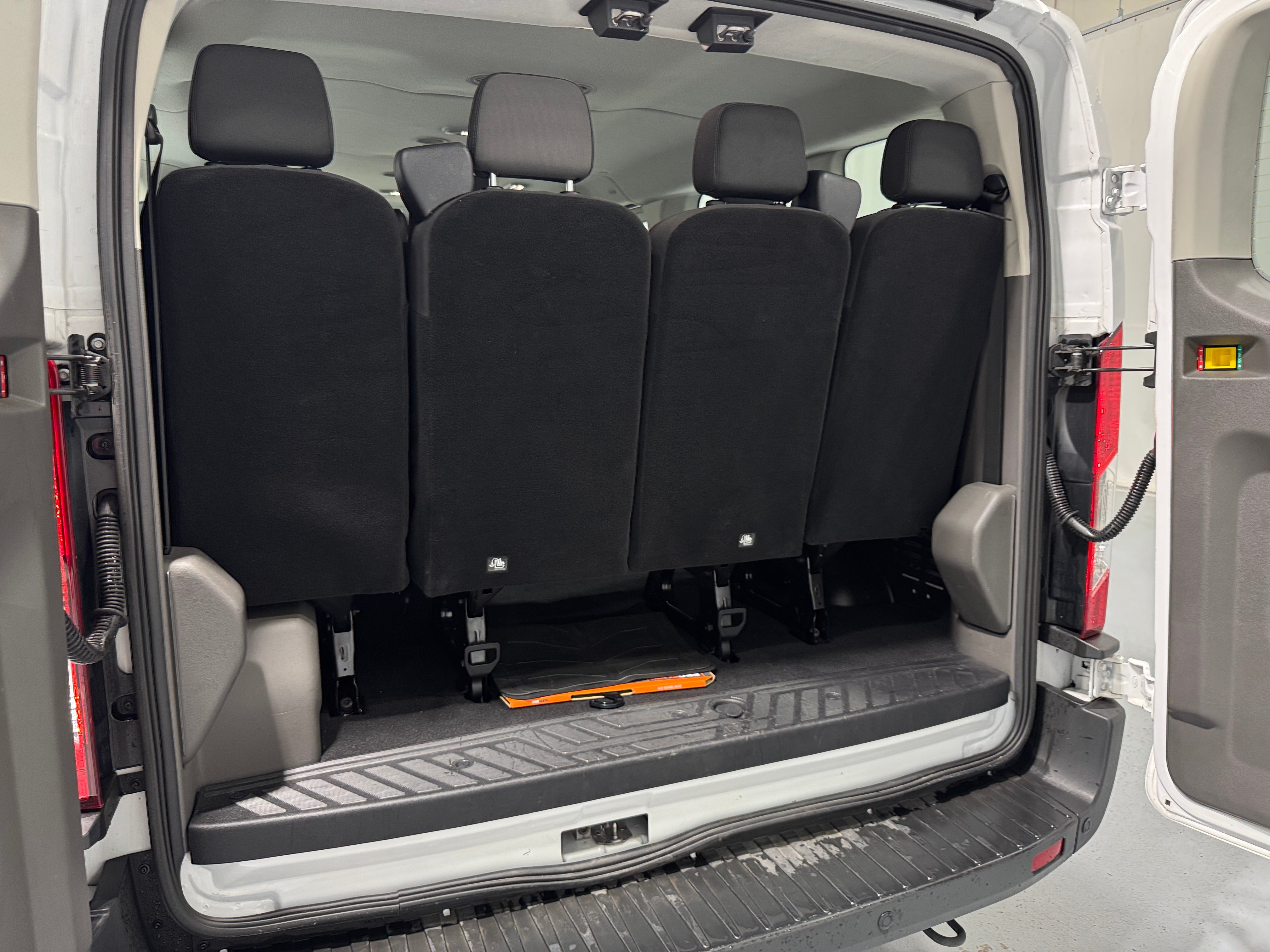ford transit passenger van 2025 1FBAX2Y86SKA47423 image ford transit passenger van 2025 1FBAX2Y86SKA47423 image